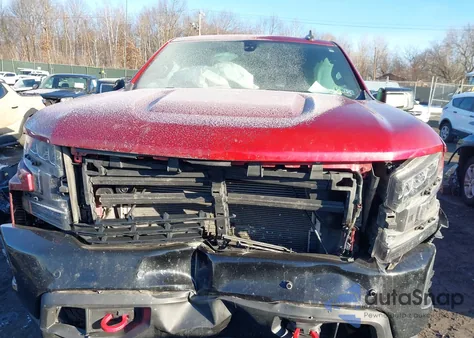 2021 Chevrolet Silverado 1500 4Wd Short Bed Lt Trail Boss from USA, damaged, VIN 1GCPYFED8MZ188158